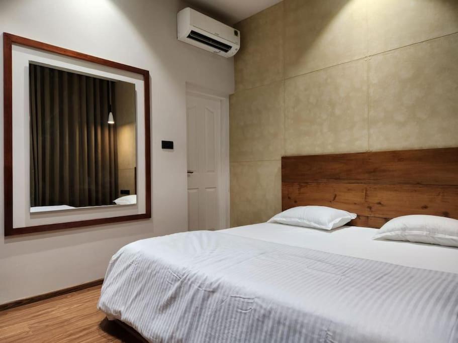 Gulzar 2Bhk Service Apartment, Kannur Bagian luar foto