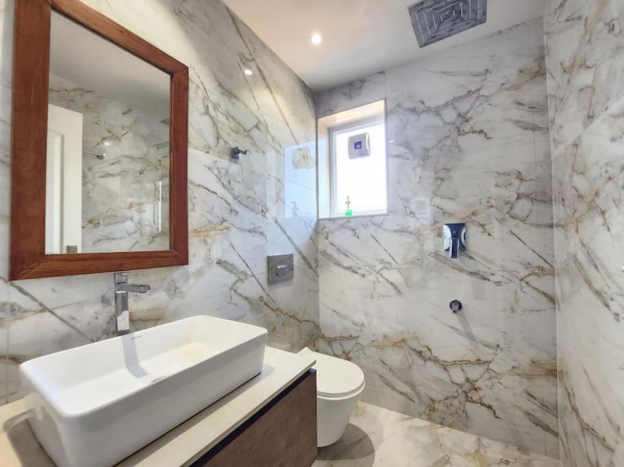 Gulzar 2Bhk Service Apartment, Kannur Bagian luar foto